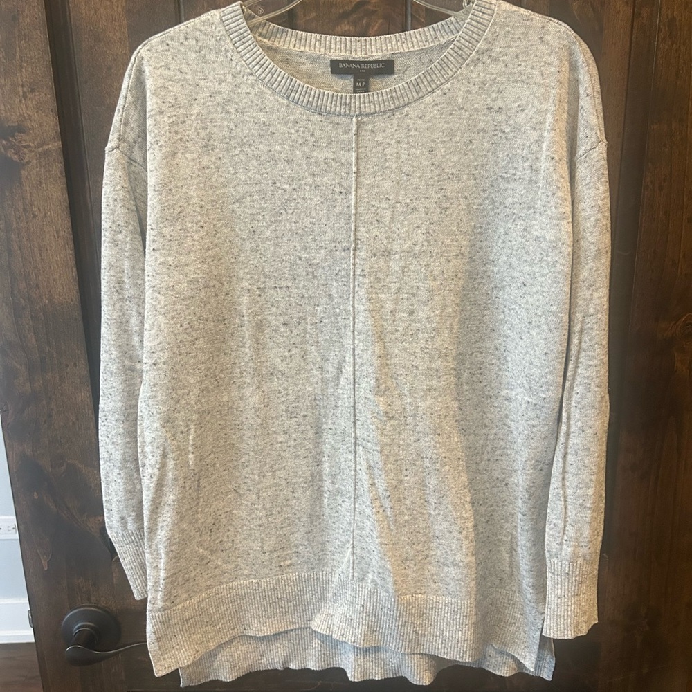 Banana Republic Heather Grey Crewneck Sweater